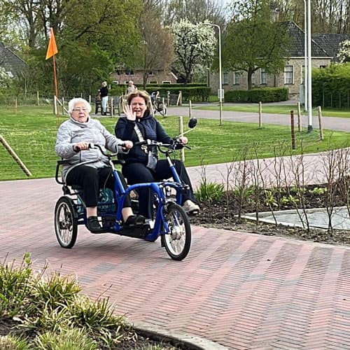 Samen op de duofiets